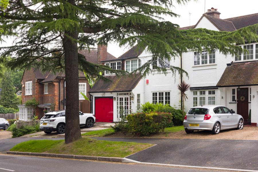 driveways retaining garden planting.jpg