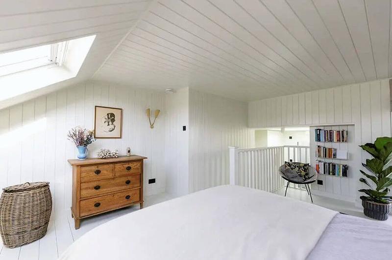 iLoft Conversions Ltd - dormer loft conversion tongue and groove sml.jpg