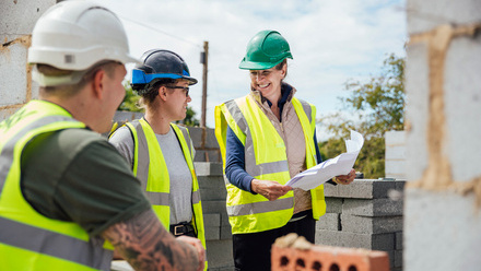 Employment law changes - builders on site with manager.jpg