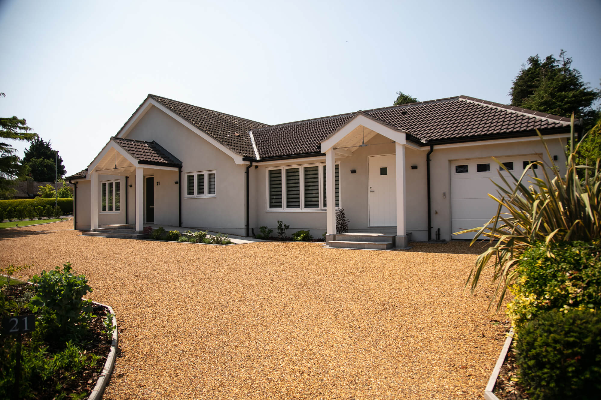 MBA 2021 -Estern - R J Bacon Builders Ltd - bungalow reno.jpg